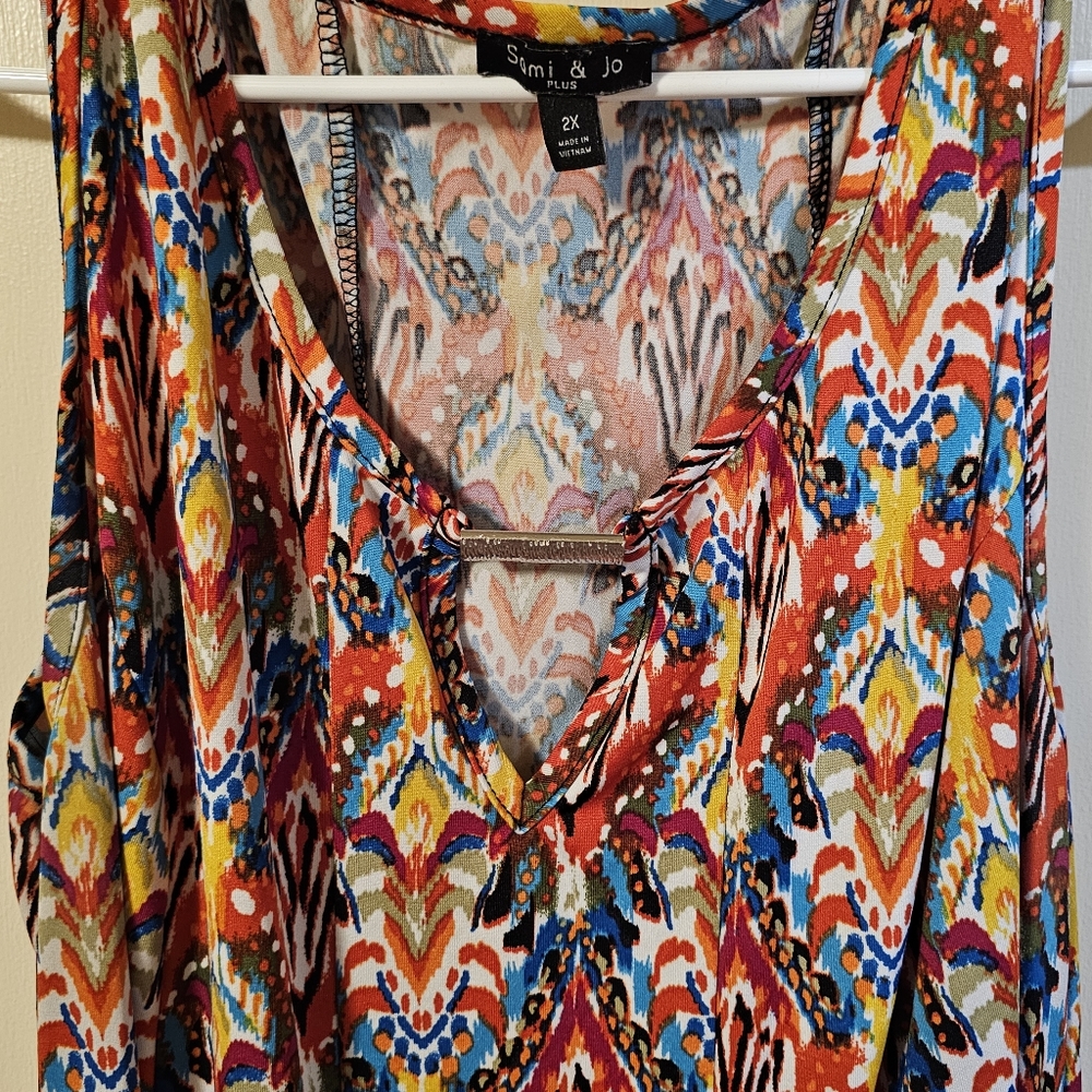 Colorful Sleeveless Maxi Dress - Picture 3 of 5